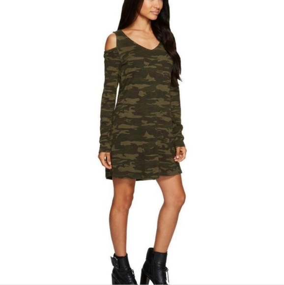 🆕 Sanctuary Cold Shoulder Camouflage Long sleeve Dress (S) - Picture 2 of 12
